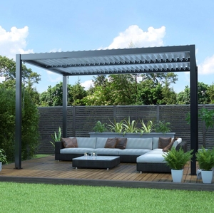 Hliníková bioklimatická pergola s lamelami 3 x 3 M